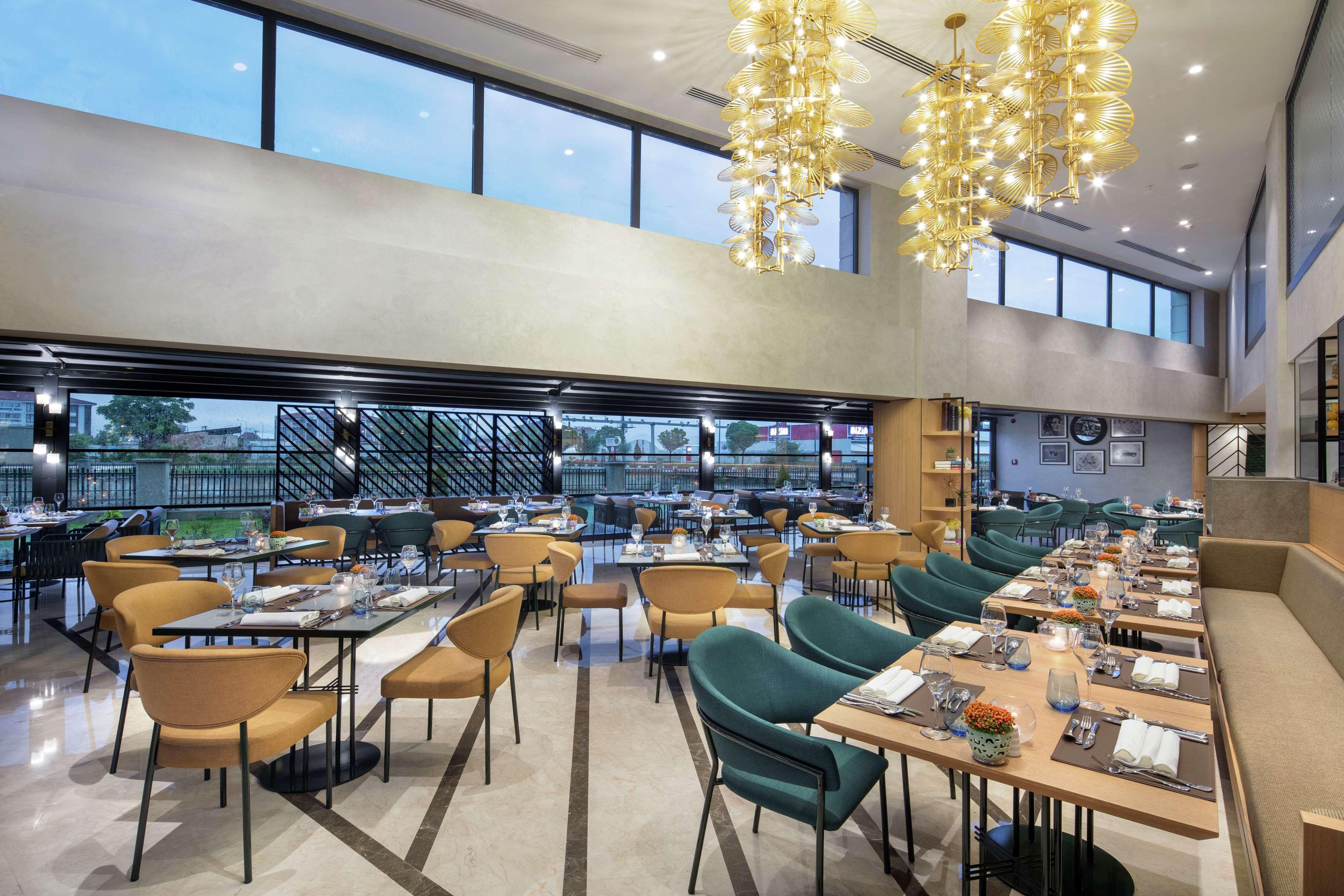 Hotel Doubletree By Hilton Afyonkarahisar Zewnętrze zdjęcie