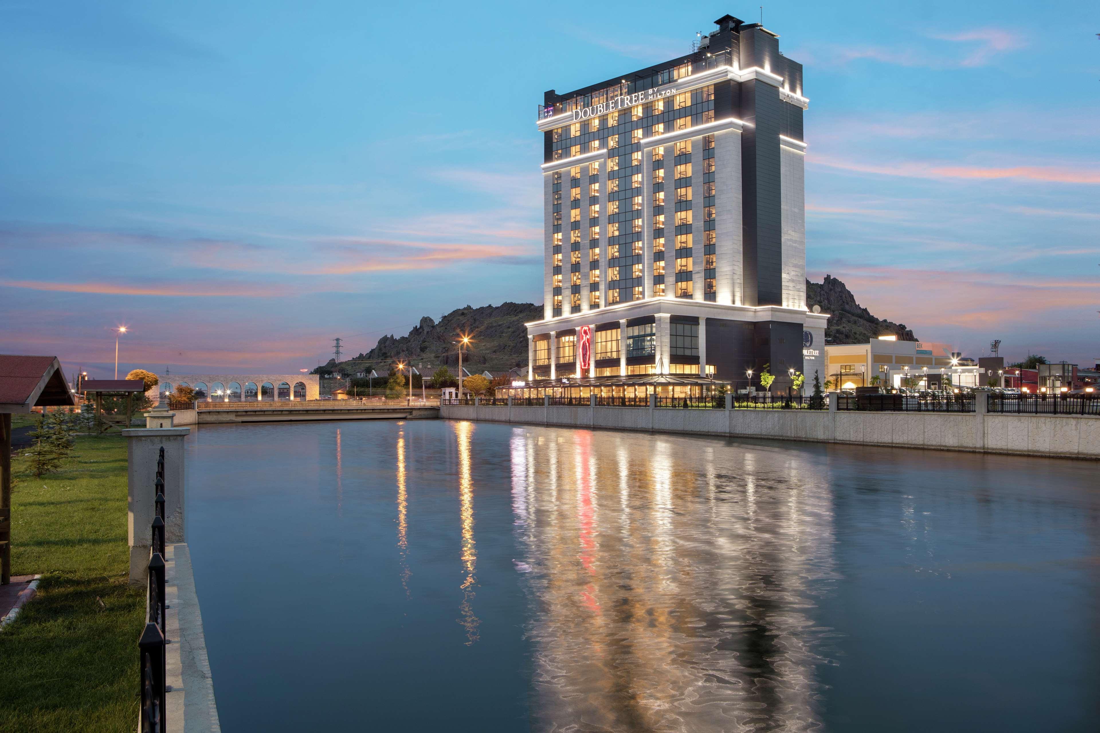 Hotel Doubletree By Hilton Afyonkarahisar Zewnętrze zdjęcie